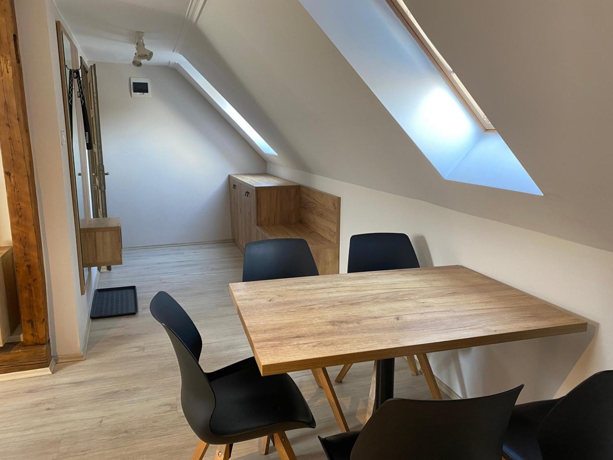 Vatus Apartmanhaz Vác Екстериор снимка