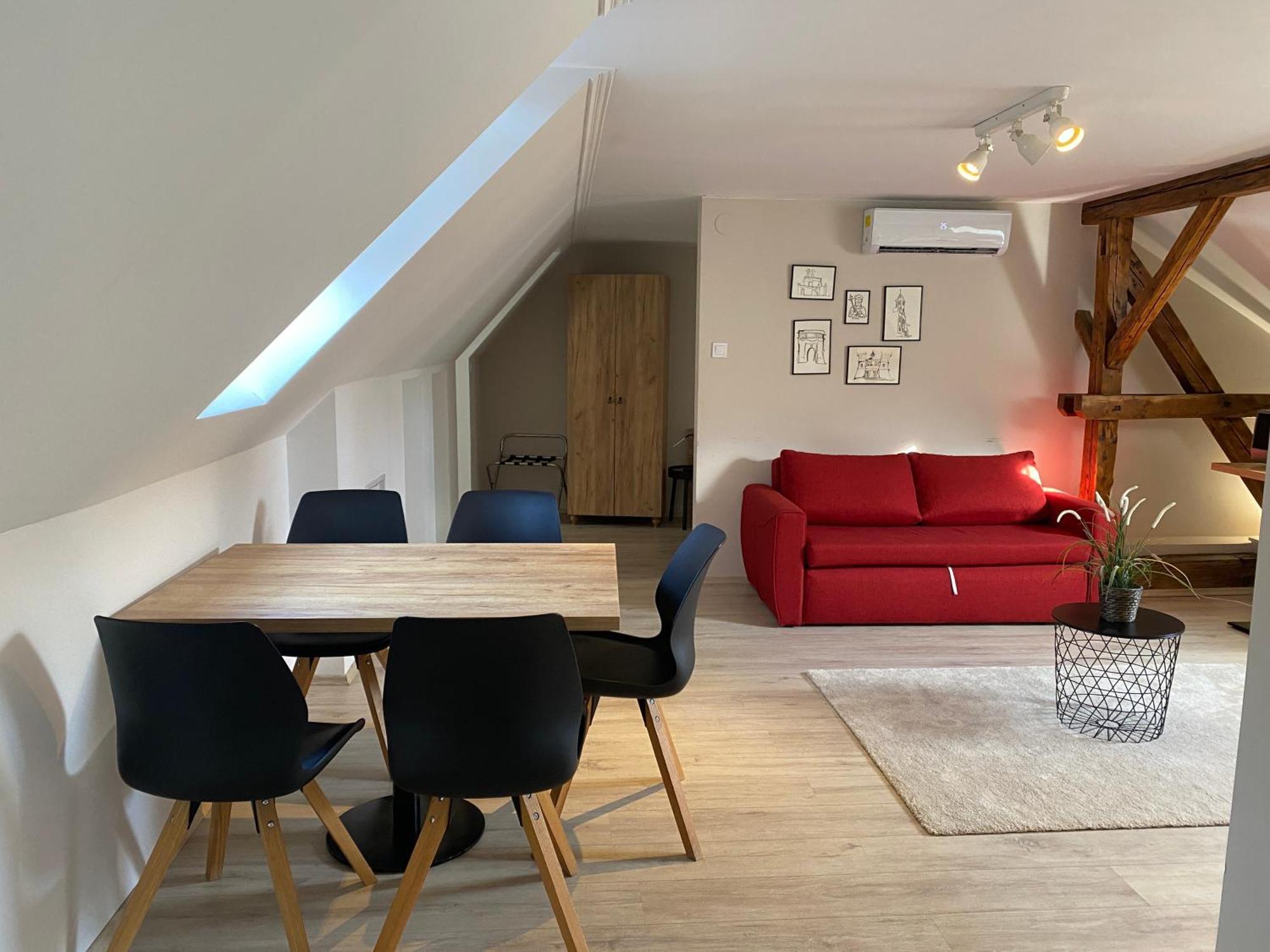 Vatus Apartmanhaz Vác Екстериор снимка